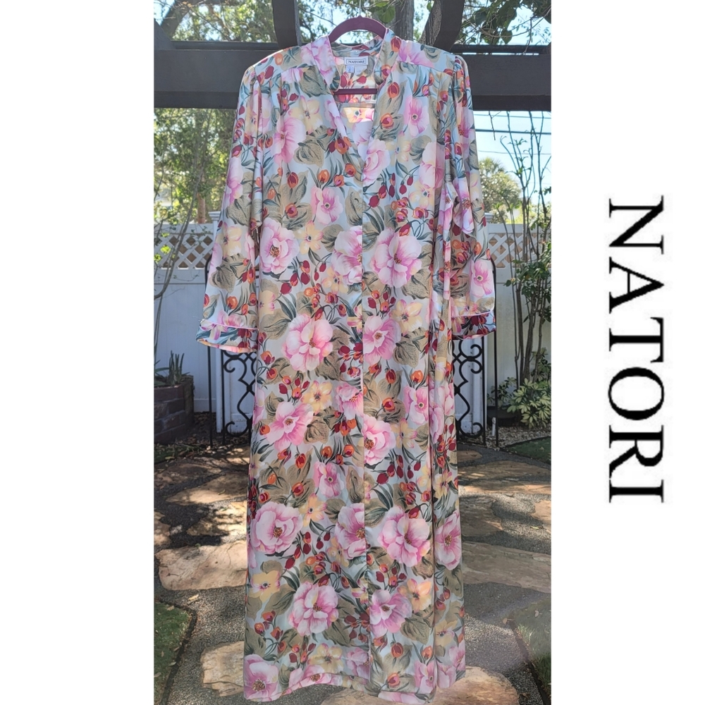 Natori floral zip front sleep dress size large.